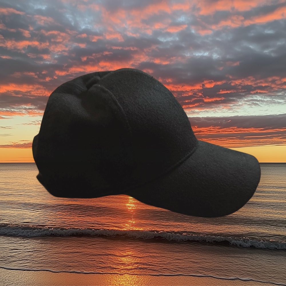 Vince Cashmere Baseball Cap With Leather Trim in Black
